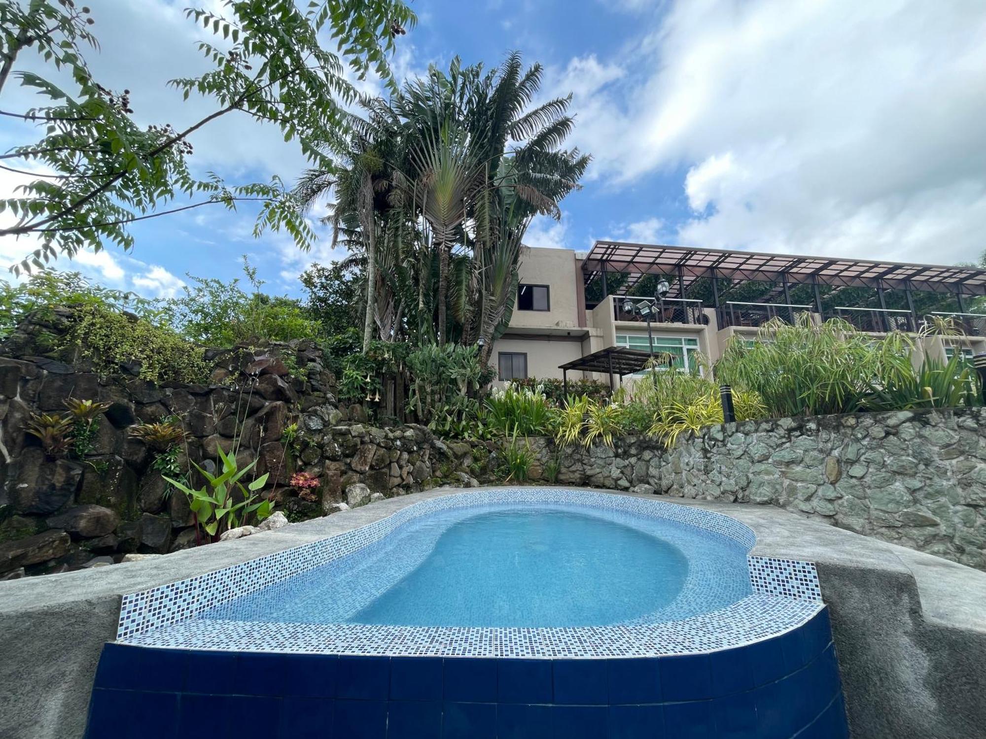 เลควิว สวีท Bed & Breakfast Tagaytay City ภายนอก รูปภาพ